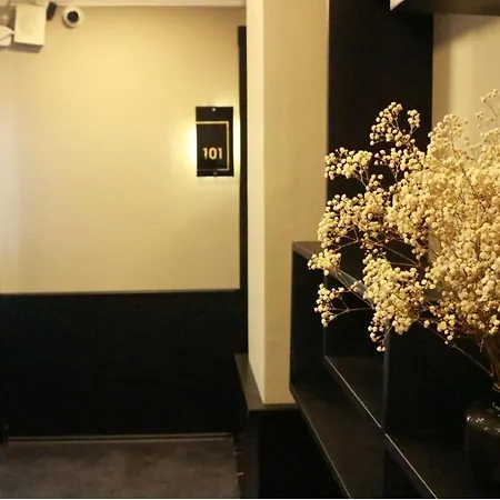 Air Boss Hotel